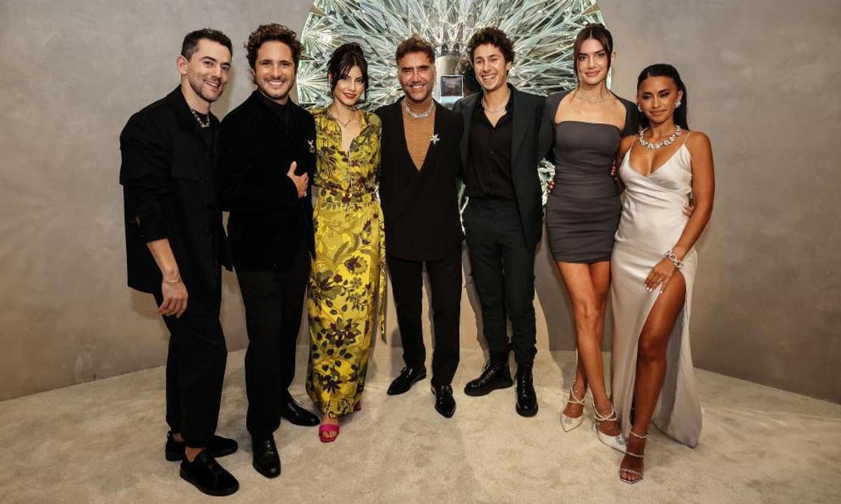 Luis Gerardo Méndez, Diego Boneta, Bárbara López, Alejandro Fernández, Juan Pa Zurita, Valentina Ferrer y Antonella Roccuzzo