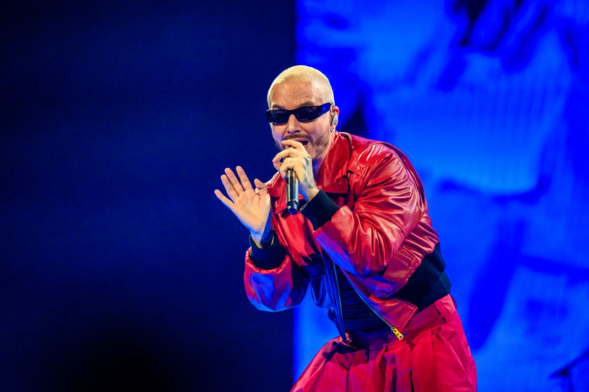 J Balvin will represent Latinos at the first ever half time show 