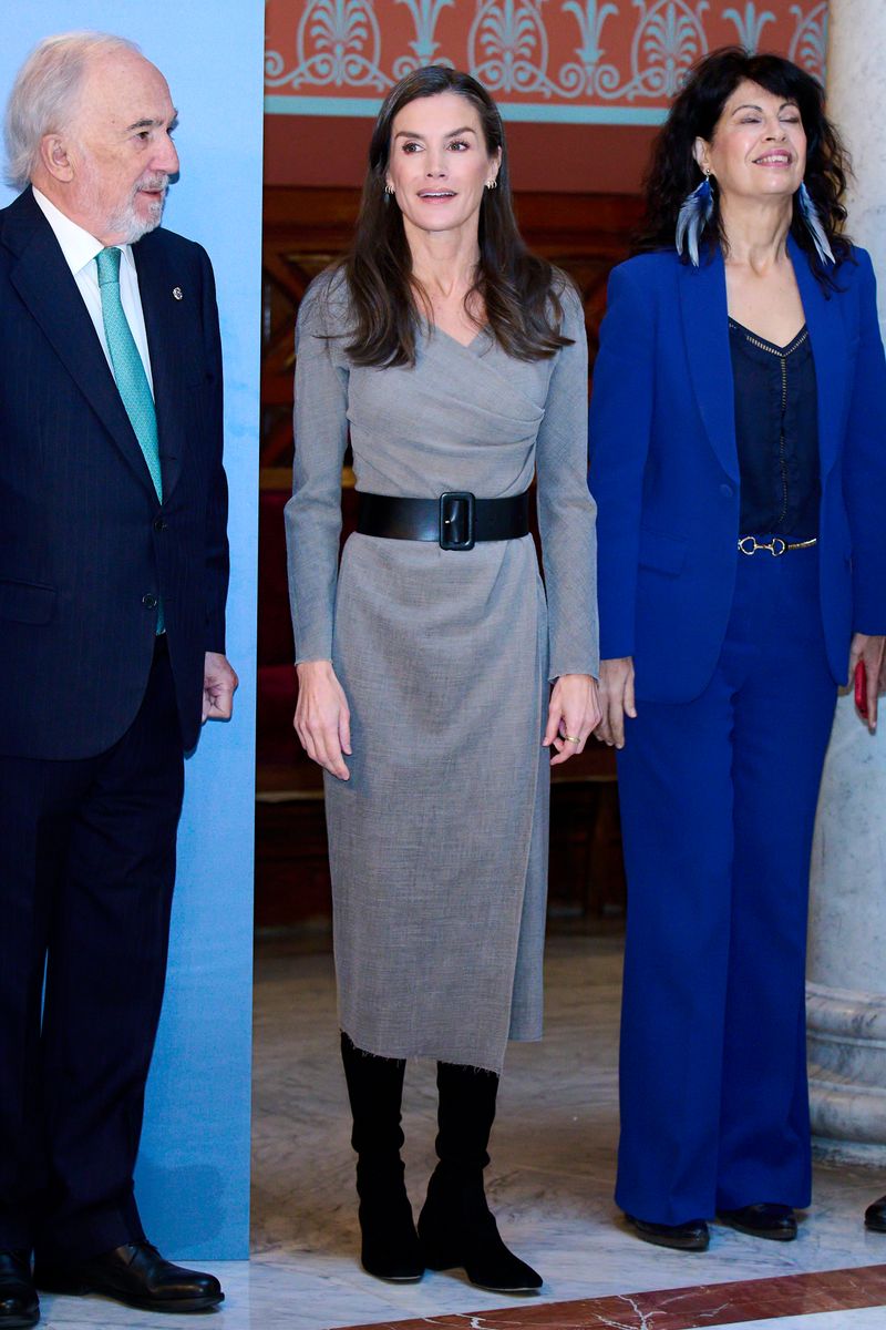 MADRID, SPAIN - DECEMBER 17: Queen Letizia of Spain attends the 20th anniversary of 'FundéuRAE' at Real Academia de la Lengua on December 17, 2025 in Madrid, Spain. (Photo by Carlos Alvarez/Getty Images)
