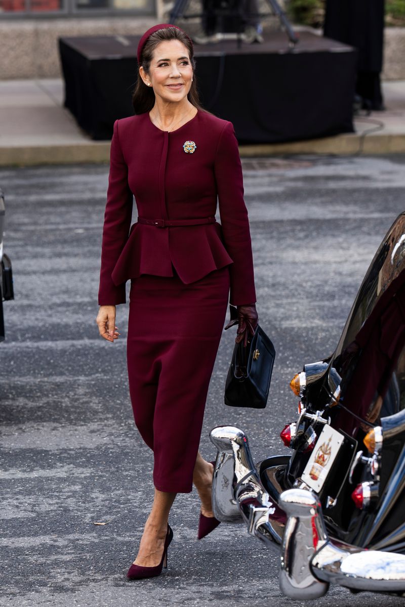 Mary added a colorful finishing touch with a vintage Dior brooch reportedly dating to 1964.