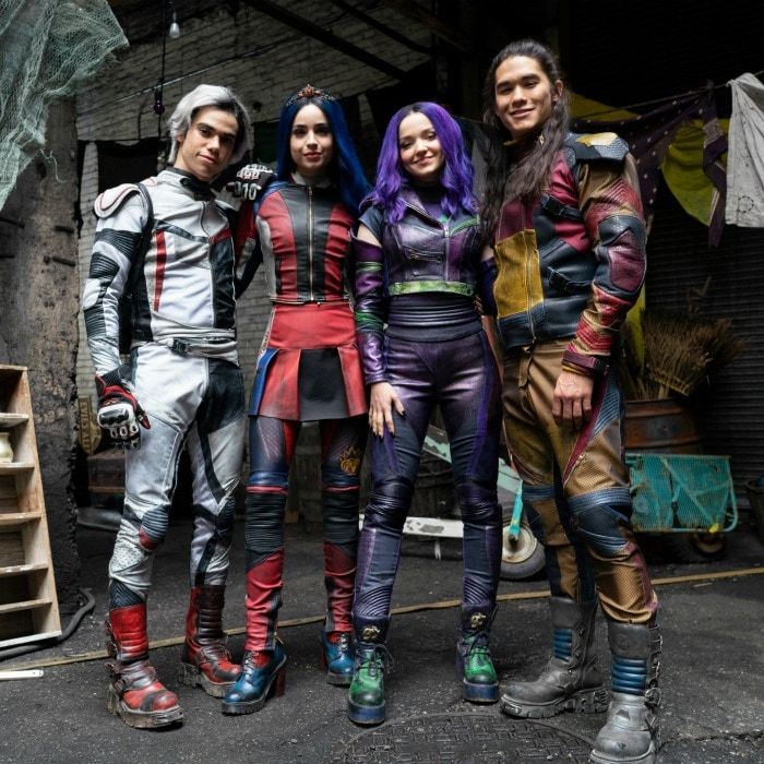 Descendants star dies