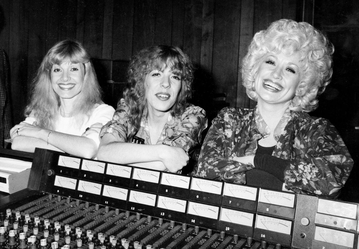 Stella Parton, Frieda Parton and Dolly Parton at the Bearsville Studios in Hollywood, CA (Photo by Betty Galella/Ron Galella Collection via Getty Images)