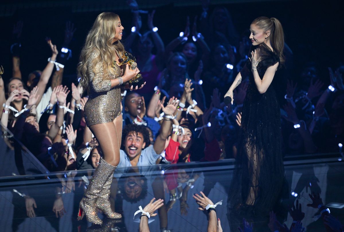 Mariah Carey accepts the Video Vanguard Award