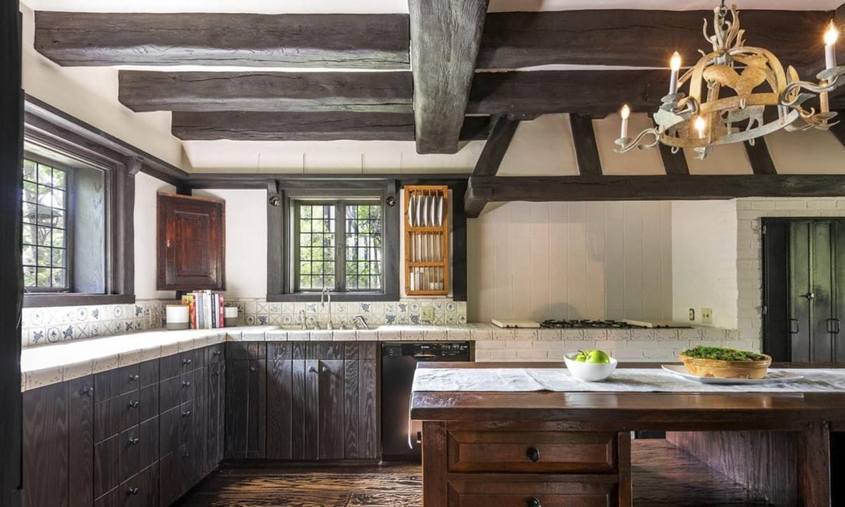 Ariana Grande has sold her Montecito estate for $9.1 Million
