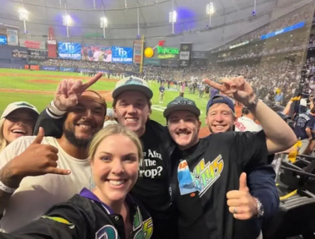Connor Cruise shared an update with his friends in Florida