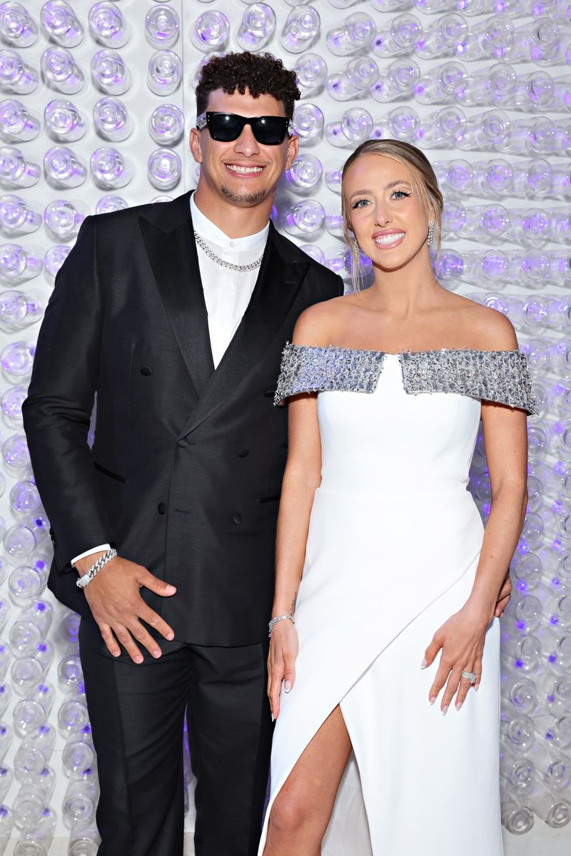 Patrick Mahomes and Brittany Mahomes attend The 2023 Met Gala Celebrating "Karl Lagerfeld: A Line Of Beauty" at The Metropolitan Museum of Art on May 01, 2023