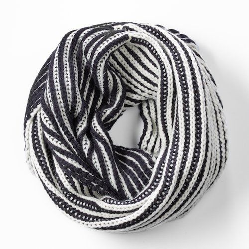8SimplyVeraWangScarf.jpg