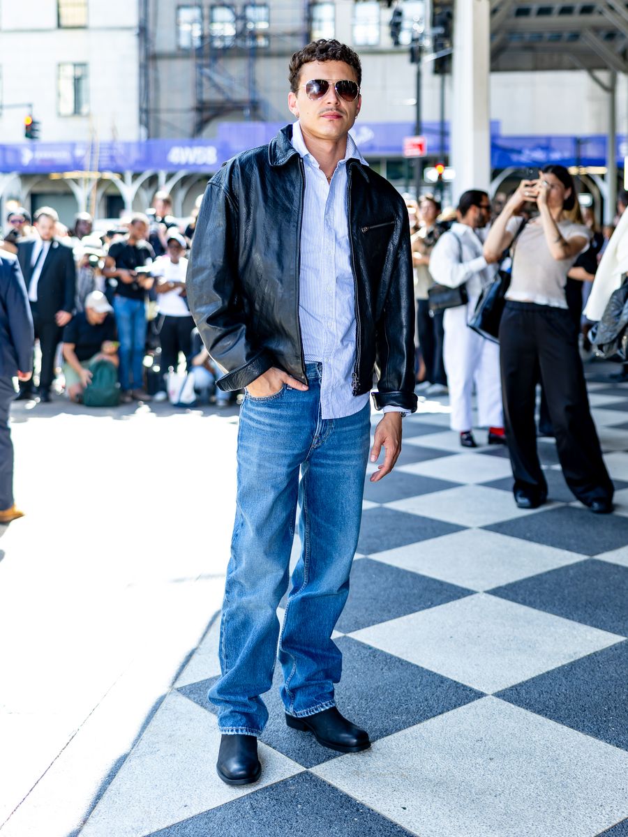 Arón Piper represented Spanish talent in the star-studded front row at Tommy Hilfiger’s Spring 2027 show at The Plaza.