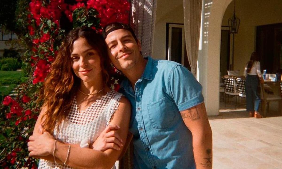Paulina Davila y Manolo Vergara