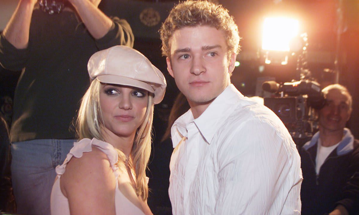 Crossroads Premiere
