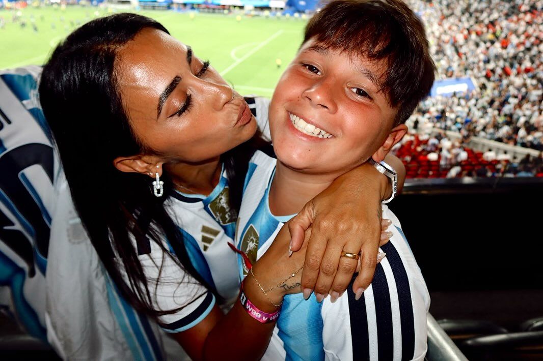 Roccuzzo and her kids happily celebrated the win