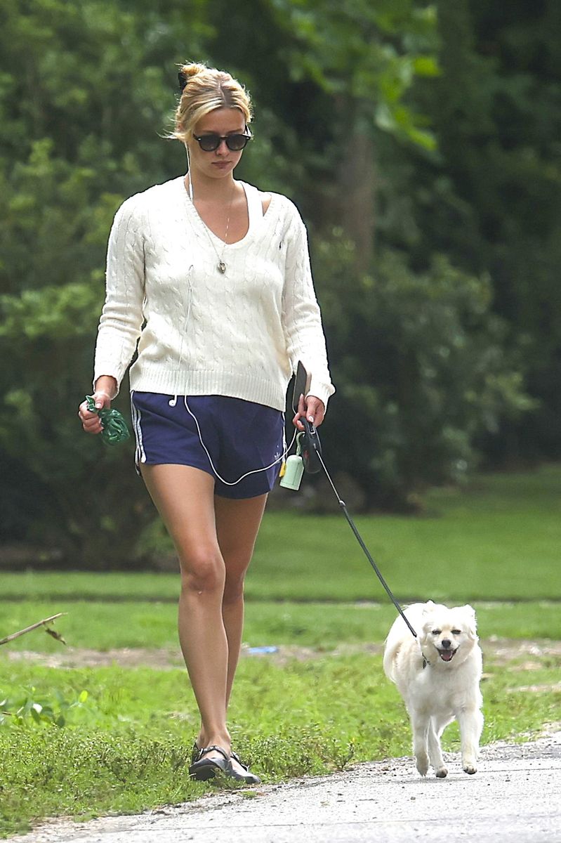 Apple Martin has a striking resemblance to her mother, actress Gwyneth Paltrow