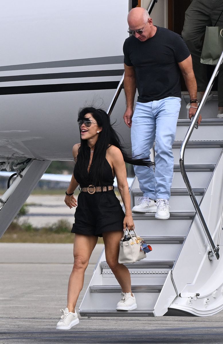 Jeff Bezos and Lauren Sanchez continue to travel the world together