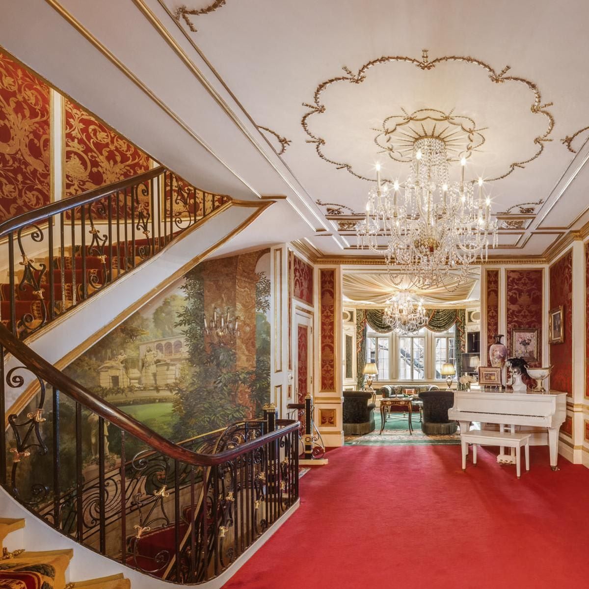Ivana Trump's Manhattan Home Is For Sale