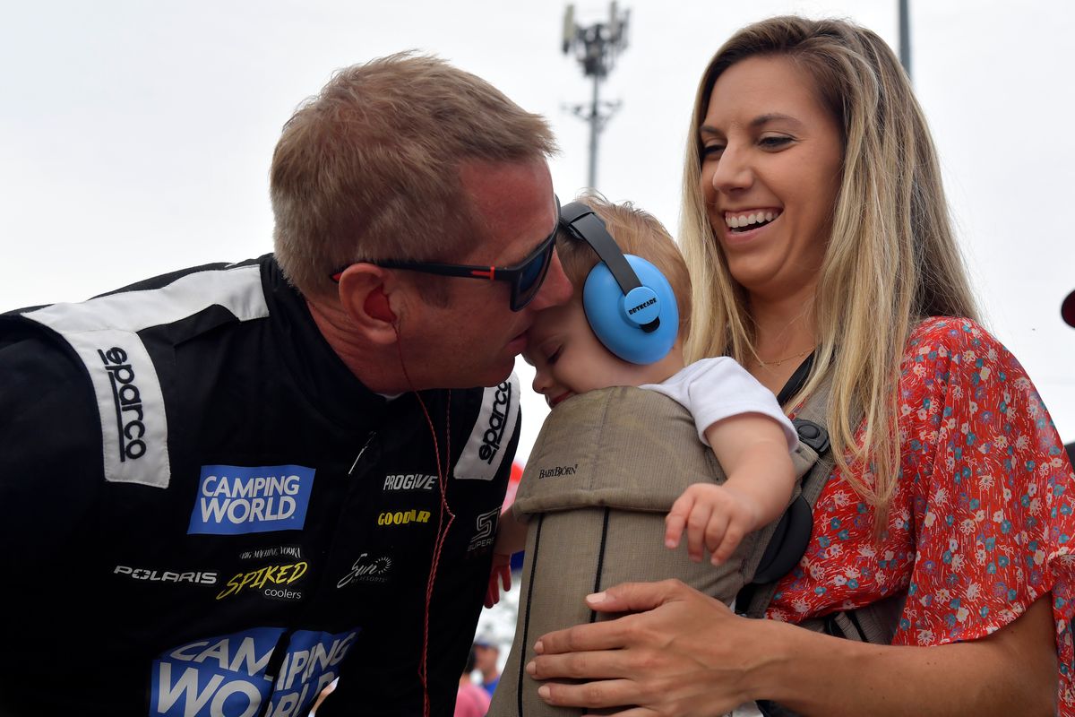 NASCAR driver Greg Biffle’s wife sent her mom a final text minutes before family’s fatal plane crash