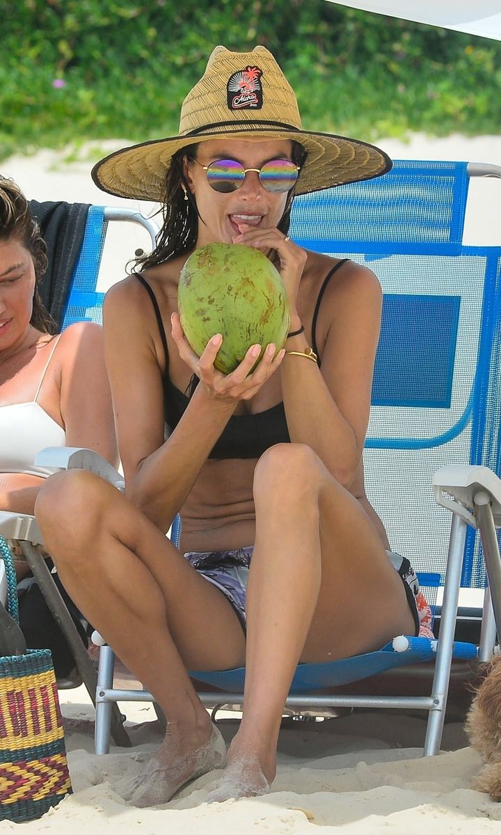 Alessandra Ambrosio workout