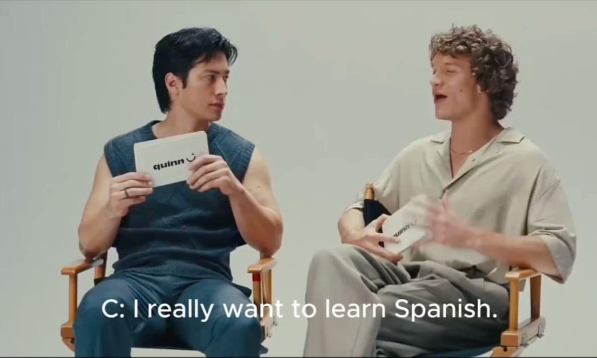 Heated Rivalry stars Hudson Williams and Connor Storrie speaking Spanish is the hottest thing on the Internet right now