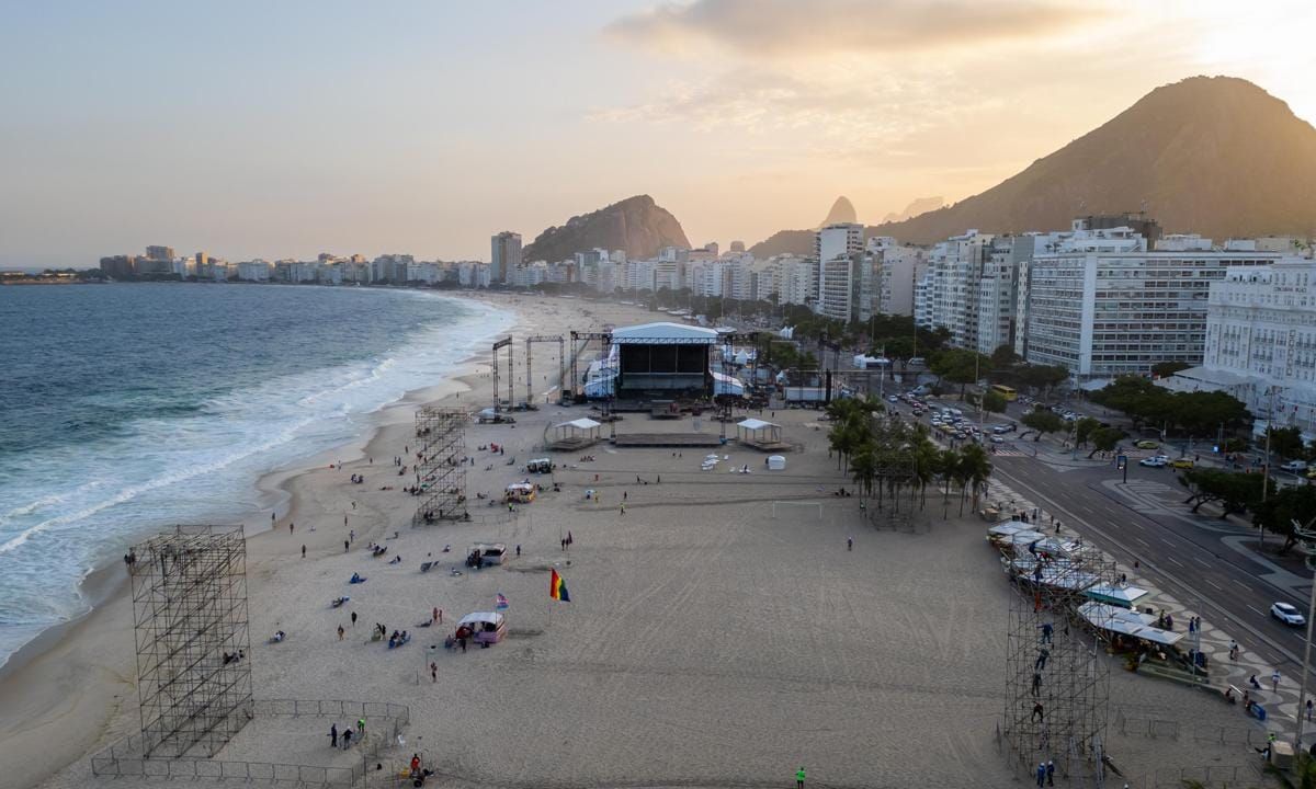 Workers Build Temporary Stage For Madonna One Week Ahead of Her Massive Free Show in Rio de Janeiro