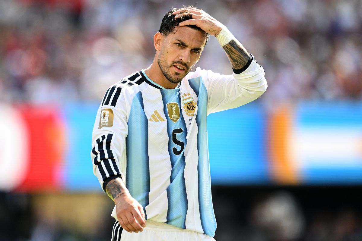 EAST RUTHERFORD, NEW JERSEY - JULY 19: Leandro Paredes of Argentina disappointment during the FIFA World Cup 2026 Final match between Spain and Argentina at New York New Jersey Stadium on July 19, 2026 in East Rutherford, New Jersey. (Photo by Image Photo Agency/Getty Images)