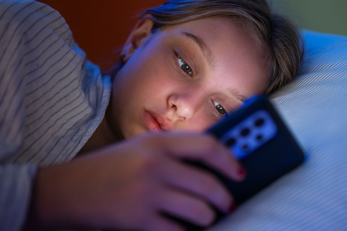 Researchers are increasingly studying solutions like morning bright-light therapy, which has shown promise in helping teens shift their body clocks earlier, improve mood, and gain more sleep during the school week.