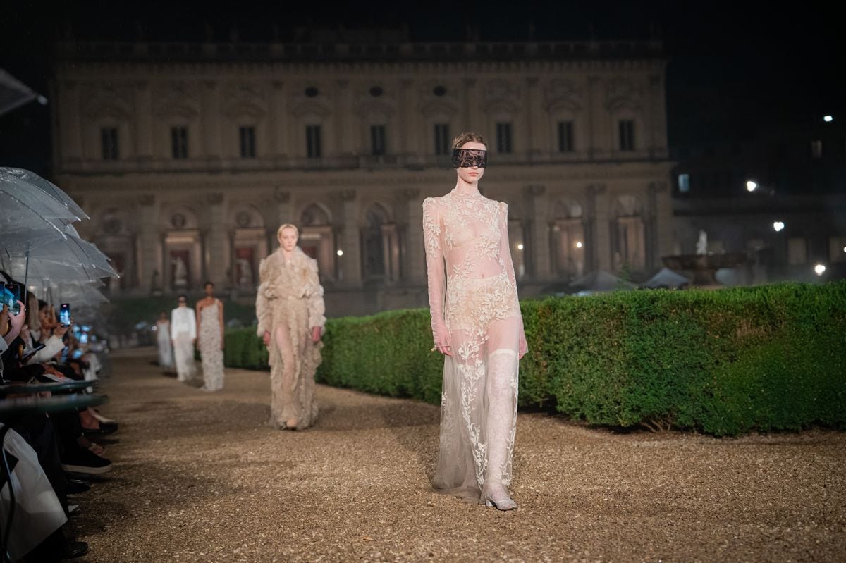 Villa Albani Torlonia: A Roman estate known for its gardens and Greco-Roman art collection.