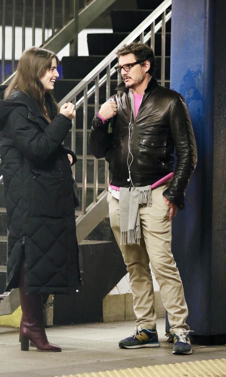 Pedro Pascal takes NYC train to enjoy an off-Broadway show