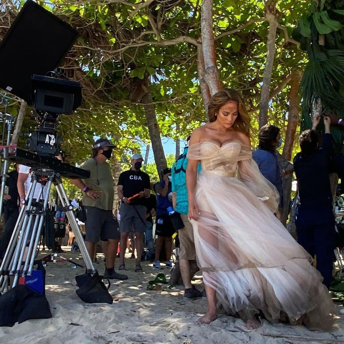 Jennifer Lopez shotgun wedding