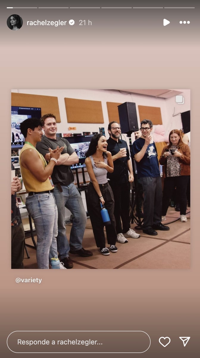 Rachel Zegler and Kit Connor will soon debut as Broadway actors as the new production of William Shakespeare's Romeo + Juliet kicked off rehearsals. 