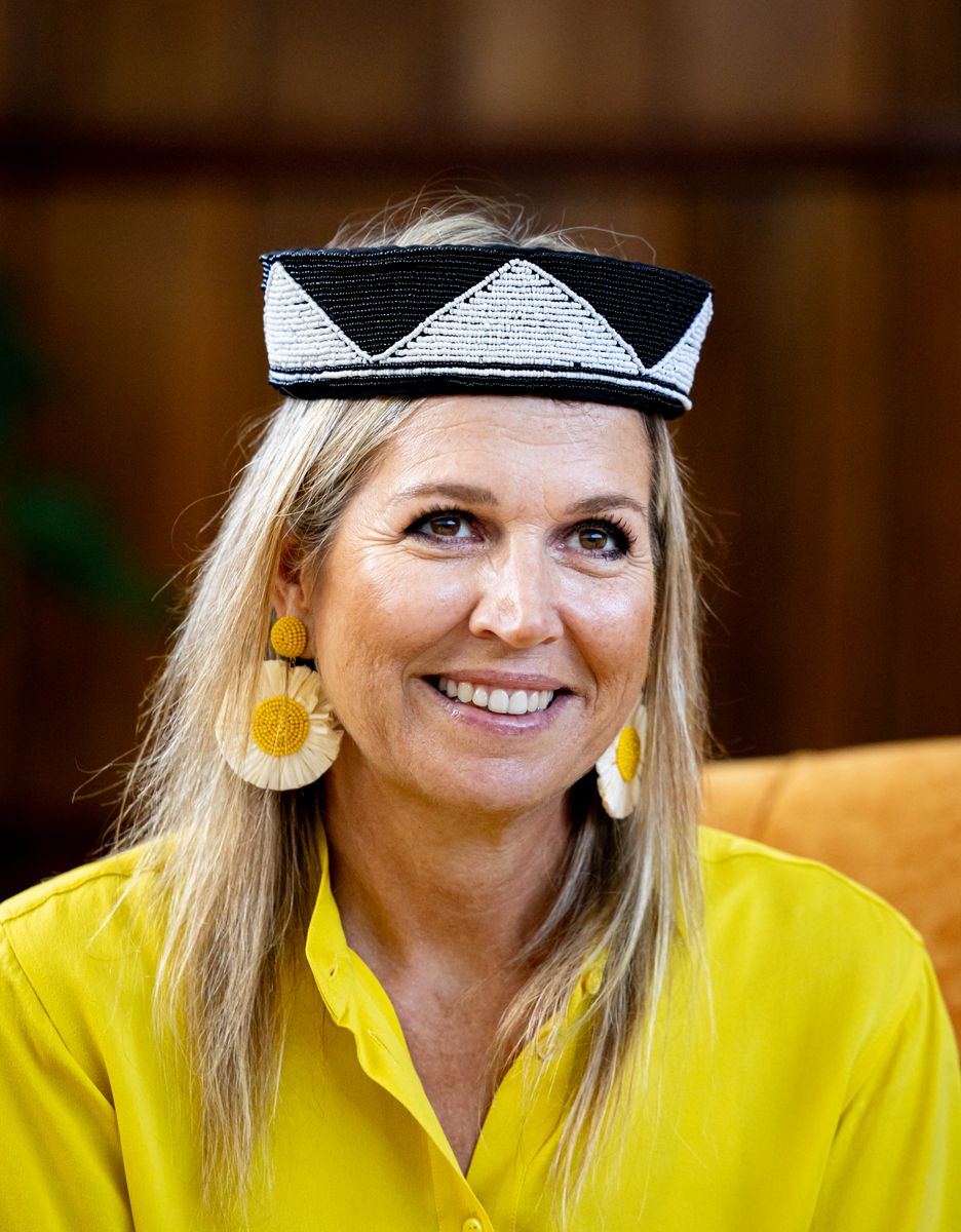 The Dutch queen added a playful touch to her Kenya state visit with oversized floral earrings inspired by daisy blooms.