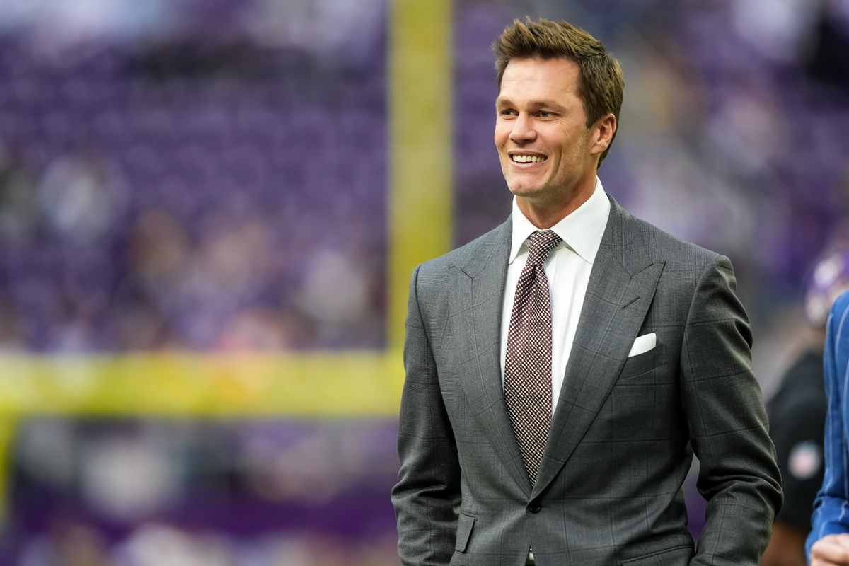 Tom Brady leaves Met Gala after party with model following closely behind