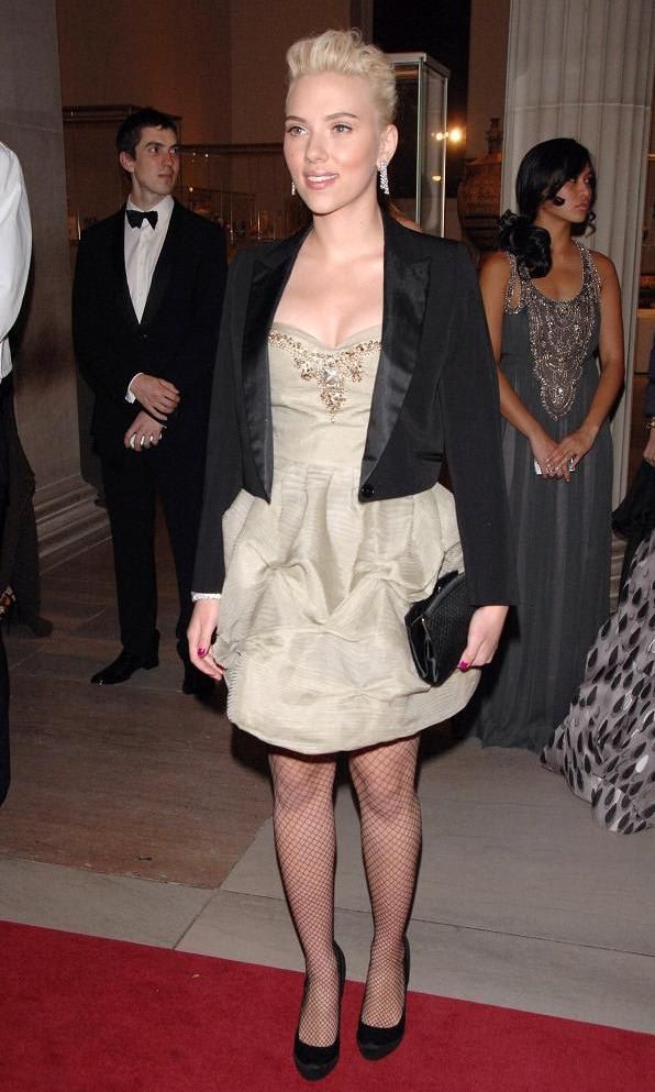 Scarlett Johansson mini dress Stella McCartney Met Gala 2007