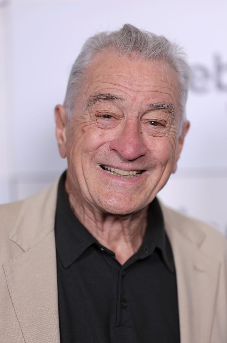 Robert De Niro shows support for his daughter Airyn after coming out as trans
