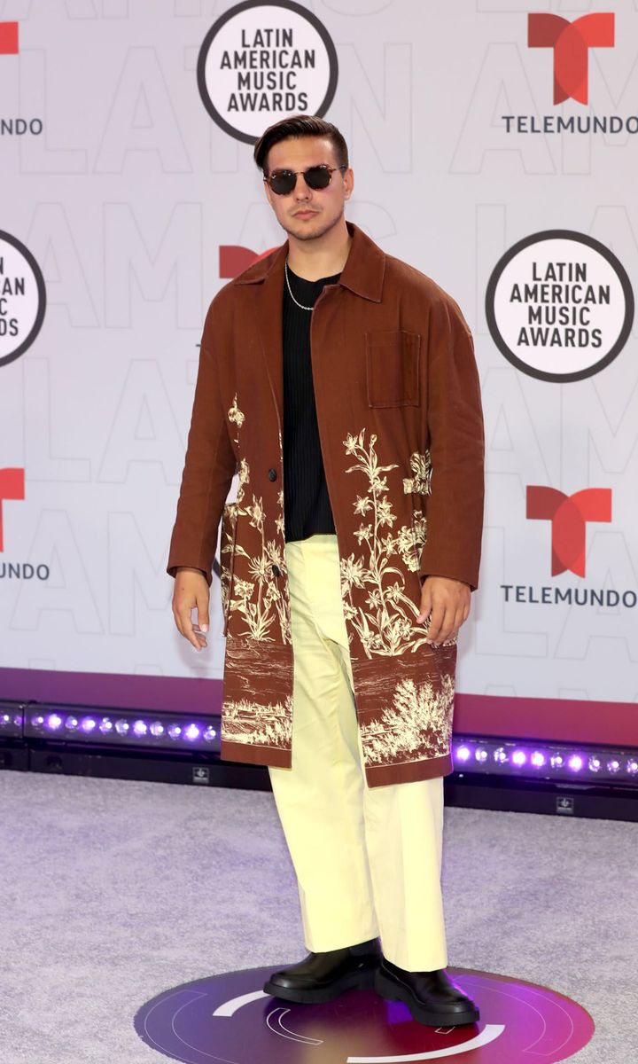 Vadhir Derbez