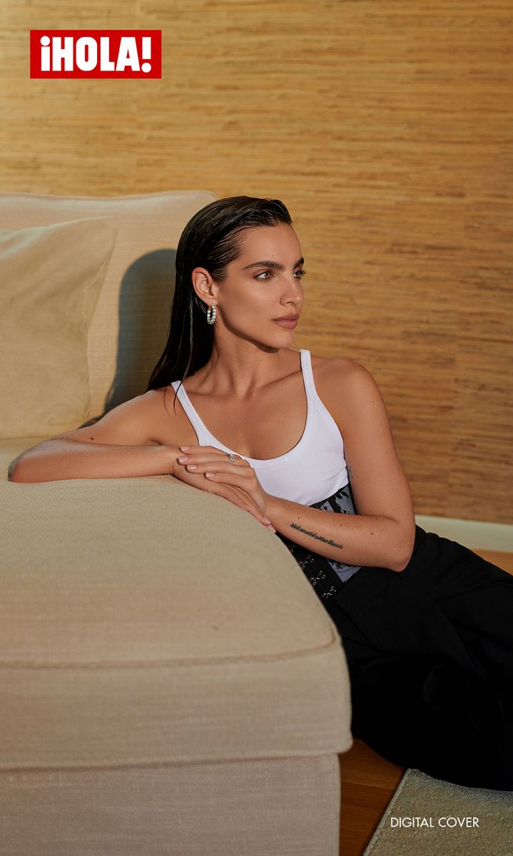 Photographer: Esteban Calderón | Stylist: Rafael Linares | Hair: Aviva Jansen Perea | Makeup: Carola González | Tank: GRLFRND | Pants: Monse | Shoes: Flor de Maria | Earrings, rings: Tara 
