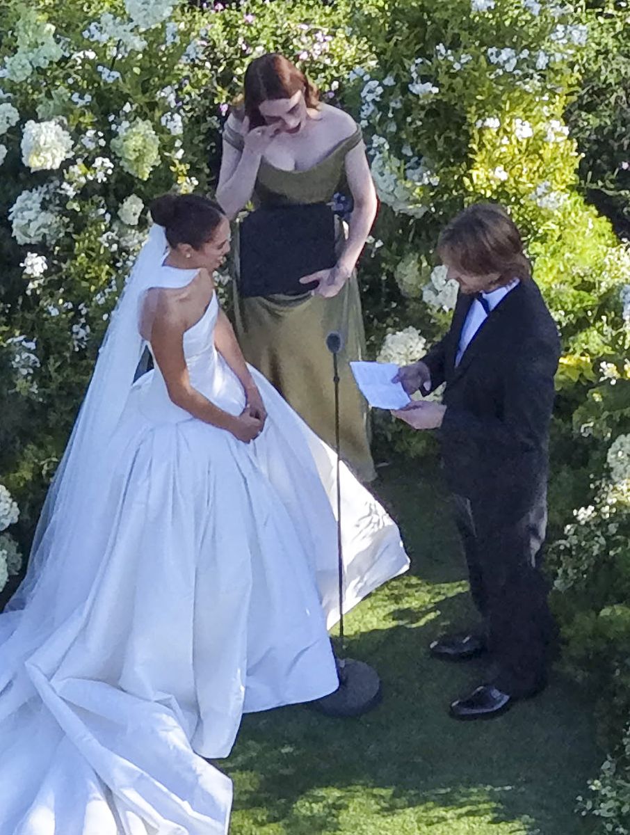 Billy appeared to get emotional as Phinneas read his vows to Claudia