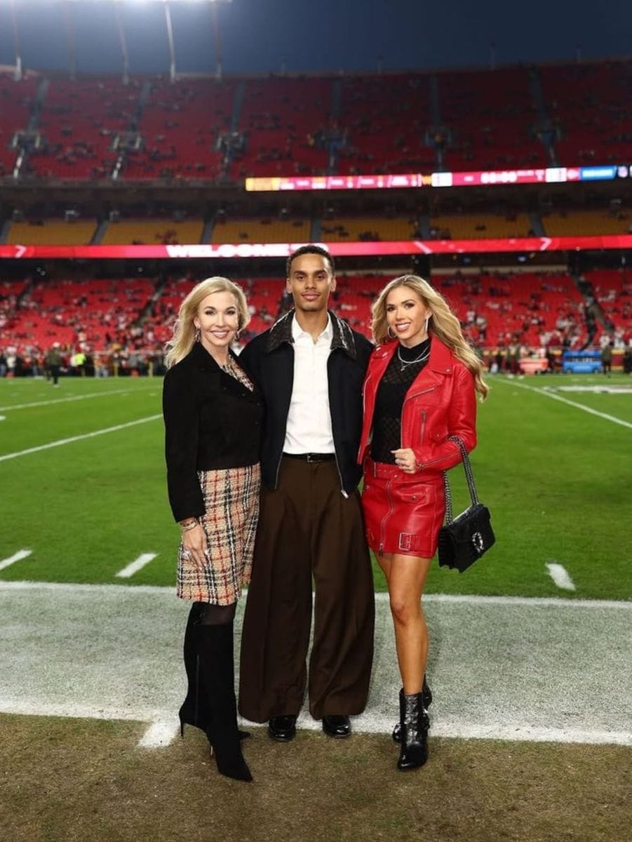 Alexandre Grimaldi with Tavia and Gracie Hunt