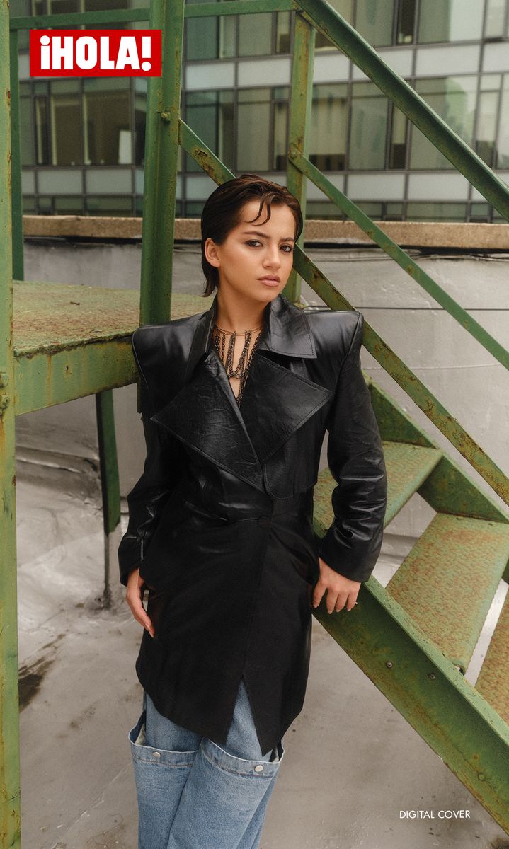 Photographer: Izack Mirales | Styist: Odile Iturraspe| Hair & Makeup: Jamie Harper | Jacket: Long black leather coat – AM.EN | Pants: Denim – Spencer Badu | Shoes: Heels – Rombaut | Jewelry: Marie-Lise Lachapelle