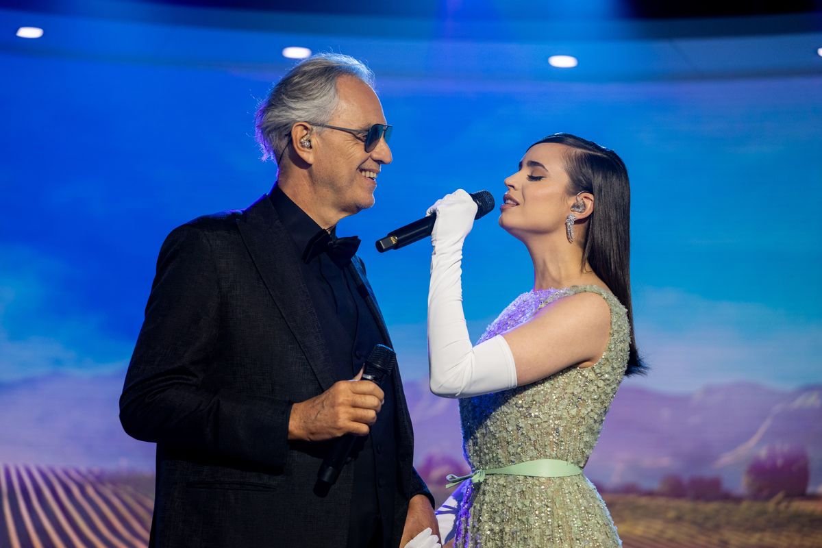 Andrea Bocelli and Sofia Carson