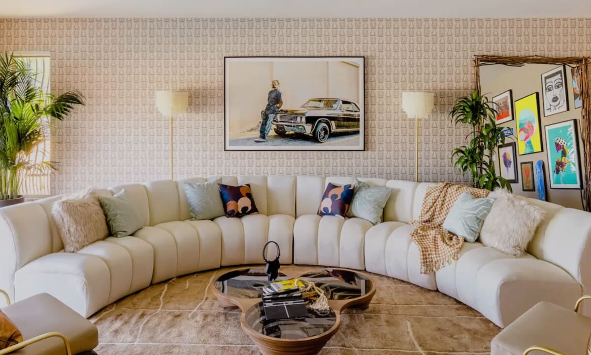 Issa Rae's Airbnb