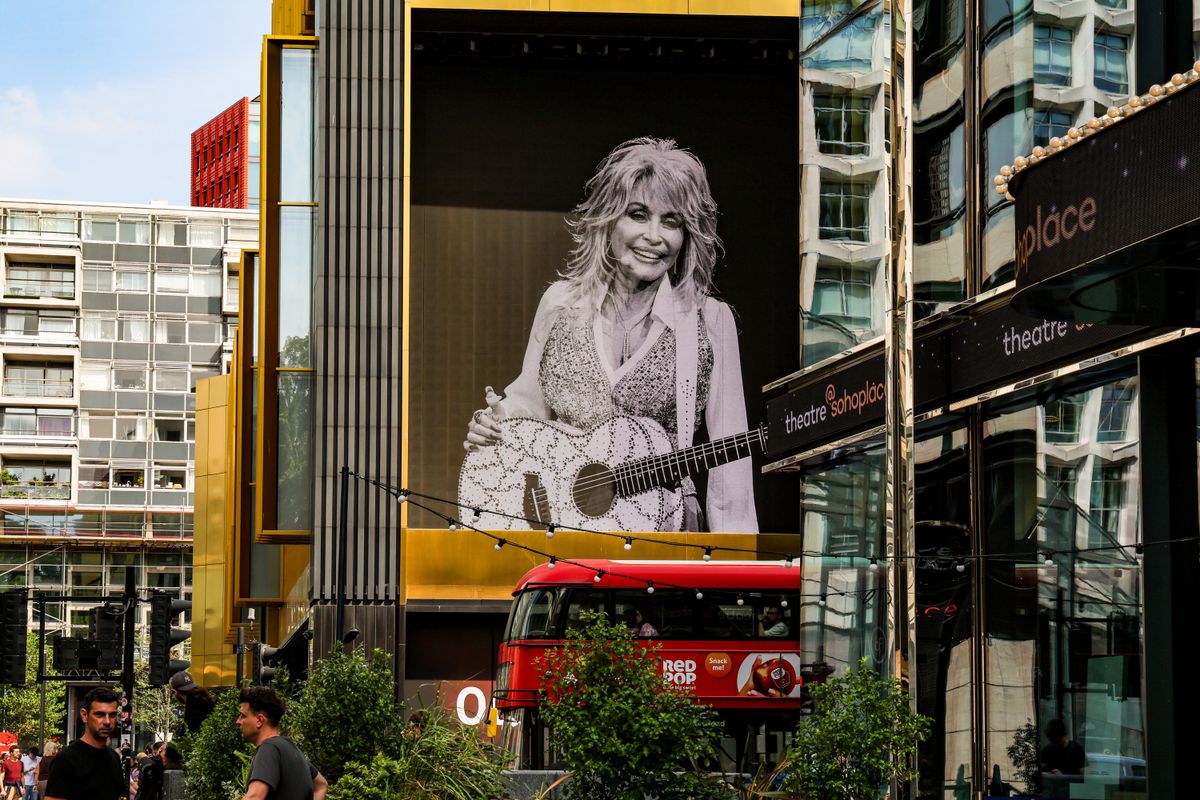 Images are displayed in tribute to Dolly Parton on August 26, 2026 in London, England. Country music star Dolly Parton died at the age of 80 on August 25, 2026 in Nashville, Tennessee. 