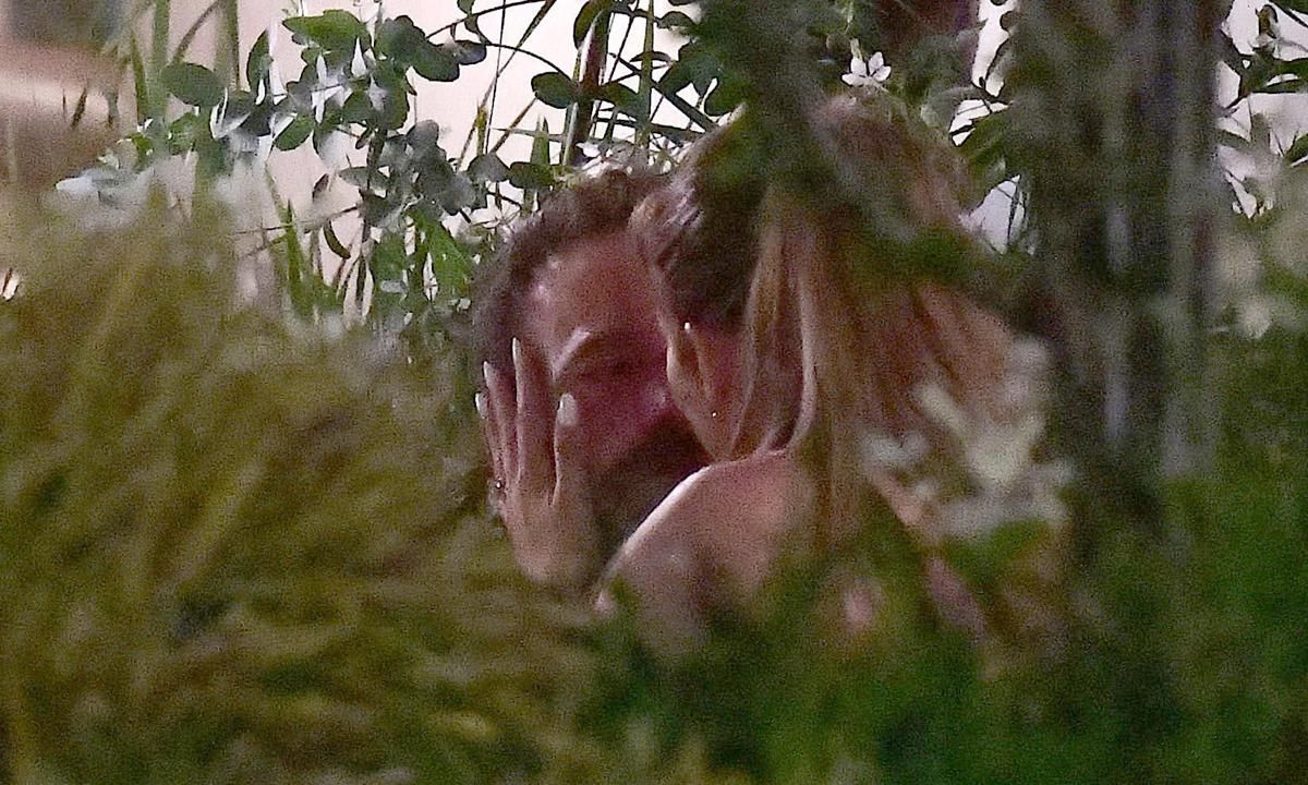 Ben Affleck crying