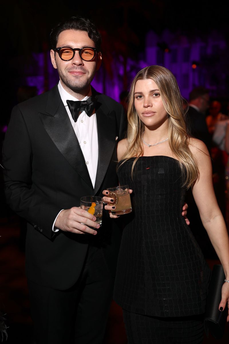 (L-R) Elliot Grainge and Sofia Richie Grainge attend the 2025 Vanity Fair Oscar Party Hosted By Radhika Jones at Wallis Annenberg Center for the Performing Arts on March 02, 2025 in Beverly Hills, California. (Photo by Matt Winkelmeyer/VF25/WireImage for Vanity Fair)