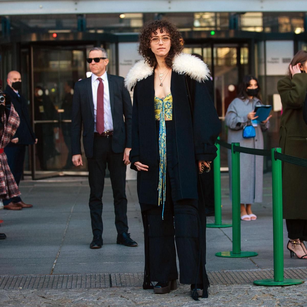 Street Style : Day Eight - Paris Fashion Week - Womenswear F/W 2022-2023