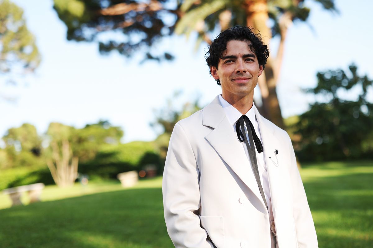 Joe Jonas attends the amfAR Cannes Gala 30th edition presented by Chopard And Red Sea International Film Festival at Hotel du Cap-Eden-Roc on May 23, 2024 in Cap d'Antibes, France.