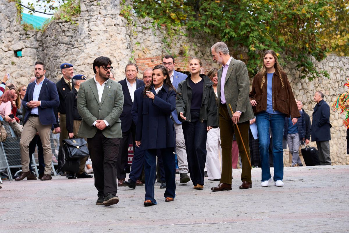 King Felipe VI of Spain, Queen Letizia of Spain, Crown Princess Leonor, Princess Sofia visit the Cofradia de Pescadores Santa Ana