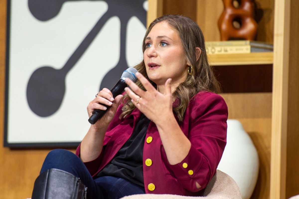 Daniela Amodei, co-founder and top manager of Anthropic, appears at an event organized by the AI company.