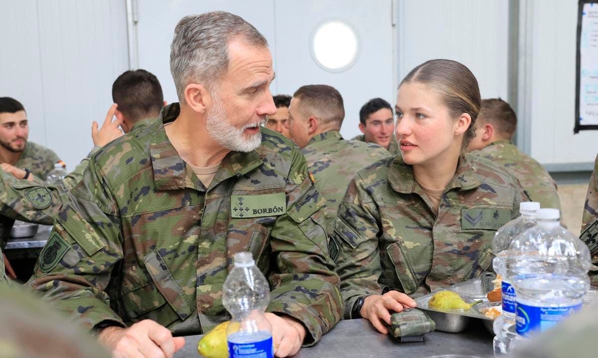Leonor's father holds the military rank of Captain General of the Army, the Navy and the Air Force.