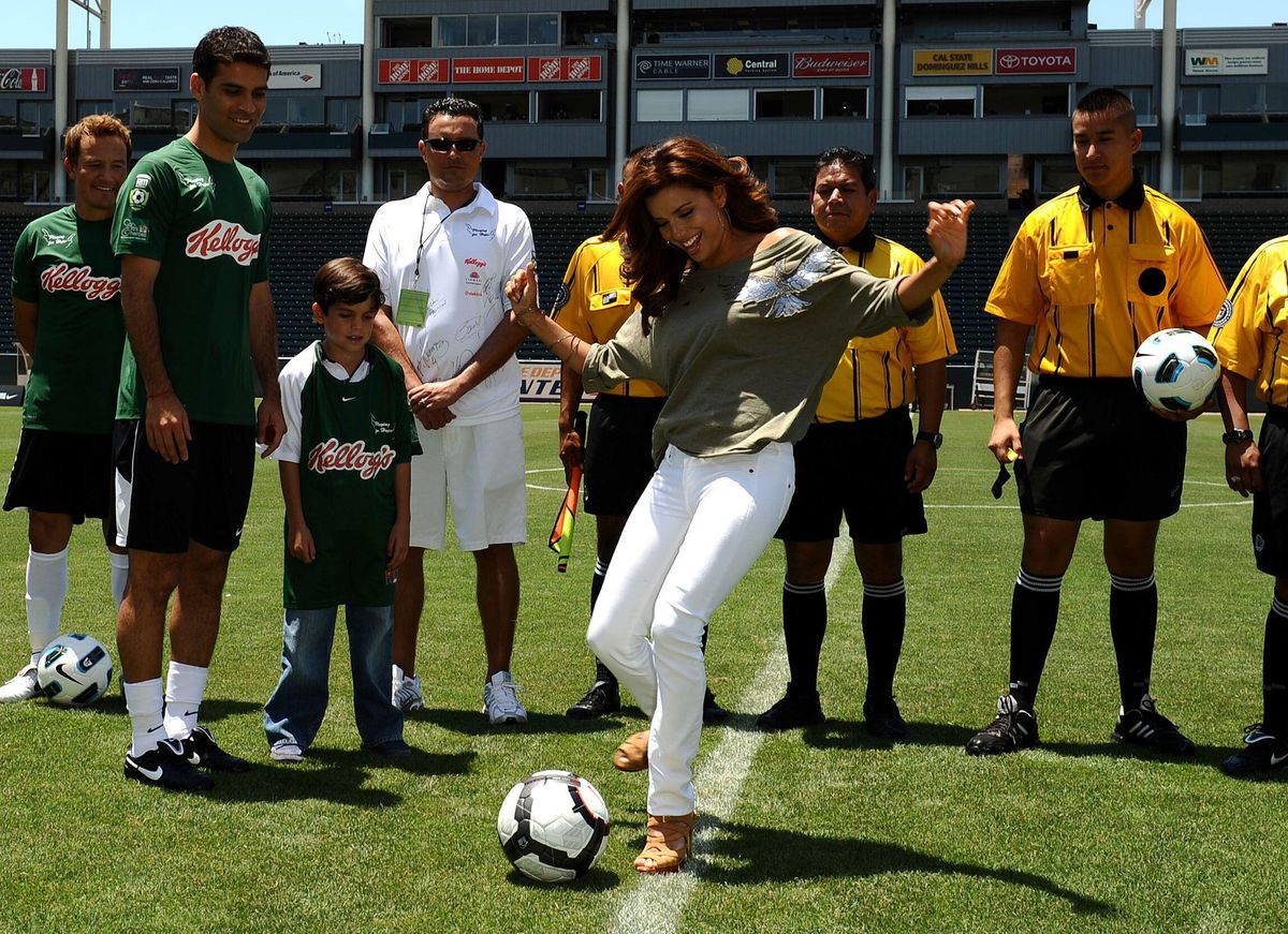 FC Barcelona Rafael Marquez and Eva Longoria Parker attends the Playing for Hope Charity in L.A., July 2010.