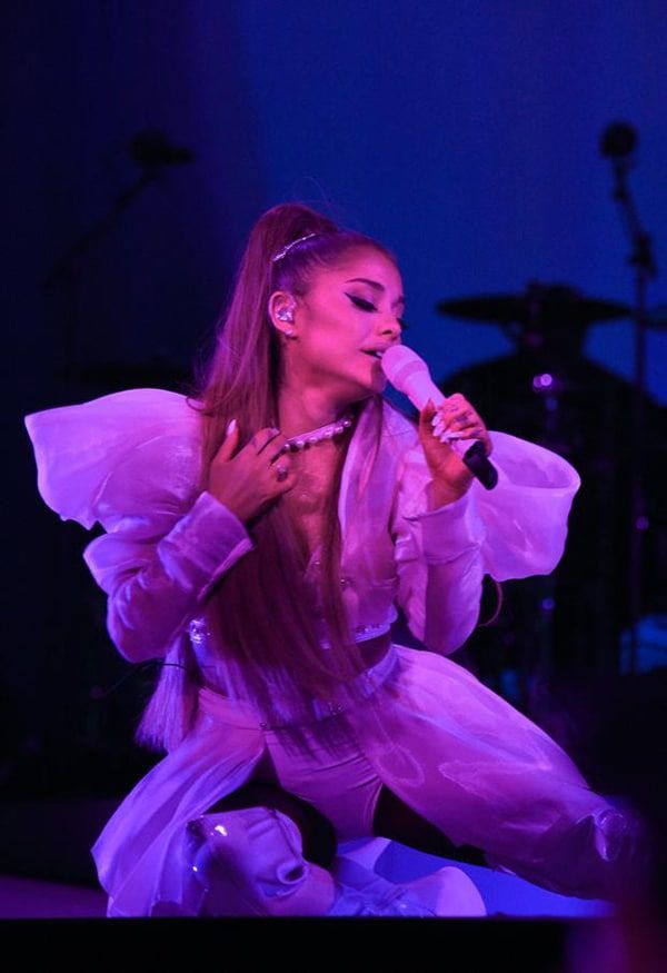 @arianagrande