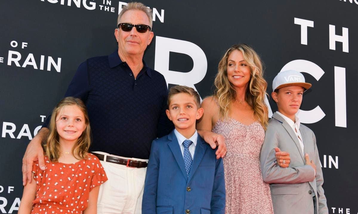 Premiere Of 20th Century Fox's "The Art Of Racing In The Rain" - Red Carpet